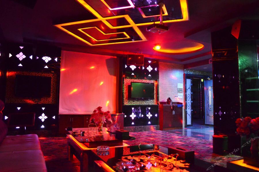 Huangzu International Hotel Хуайхуа Екстериор снимка